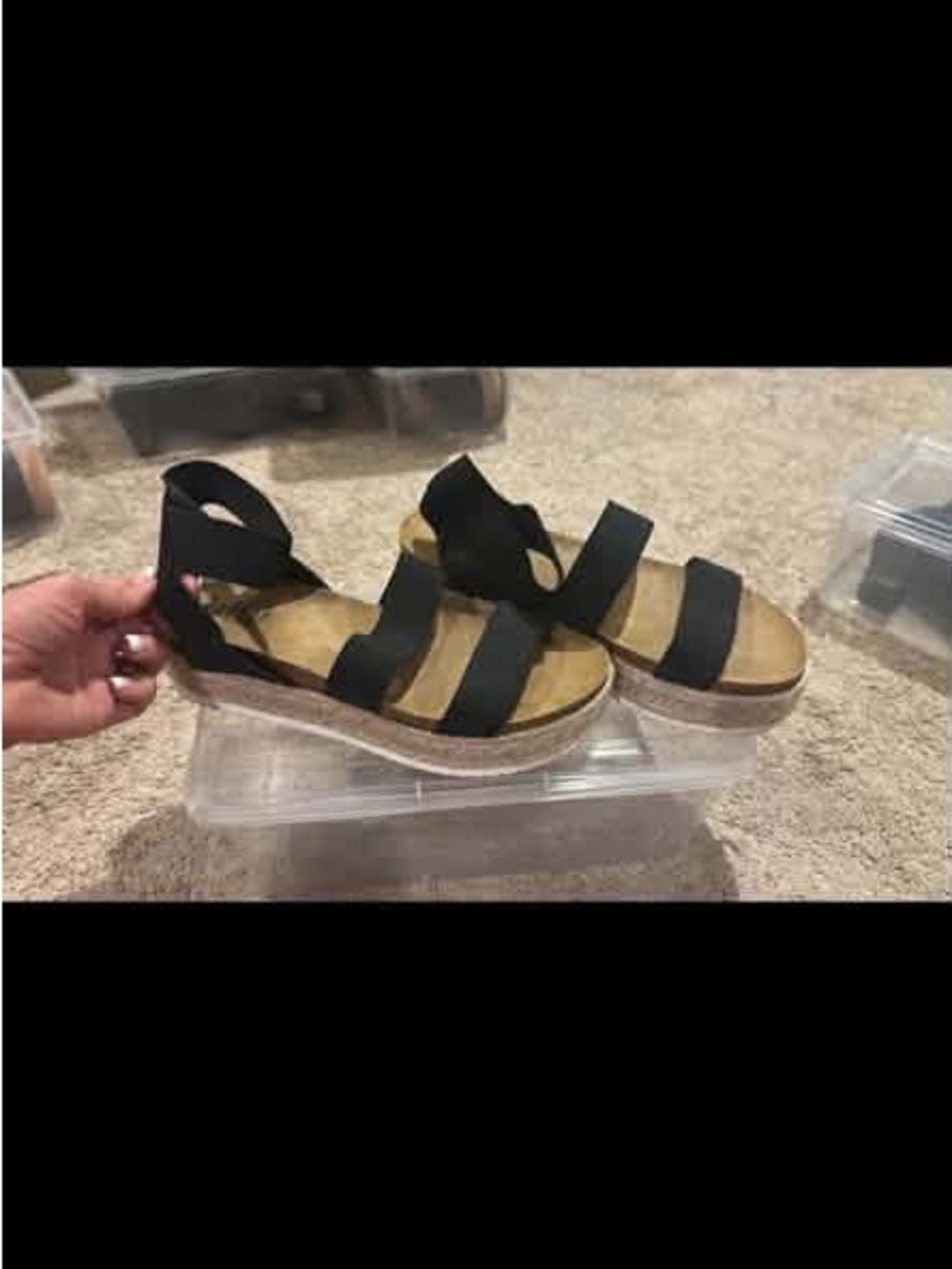 Like new women’s sandals